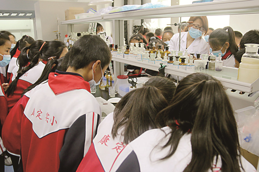 州市場(chǎng)監(jiān)管局.jpg 州市場(chǎng)監(jiān)管局.jpg